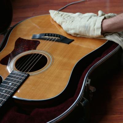 ẢNH HƯỞNG CỦA ĐỘ ẨM ĐỐI VỚI NHẠC CỤ